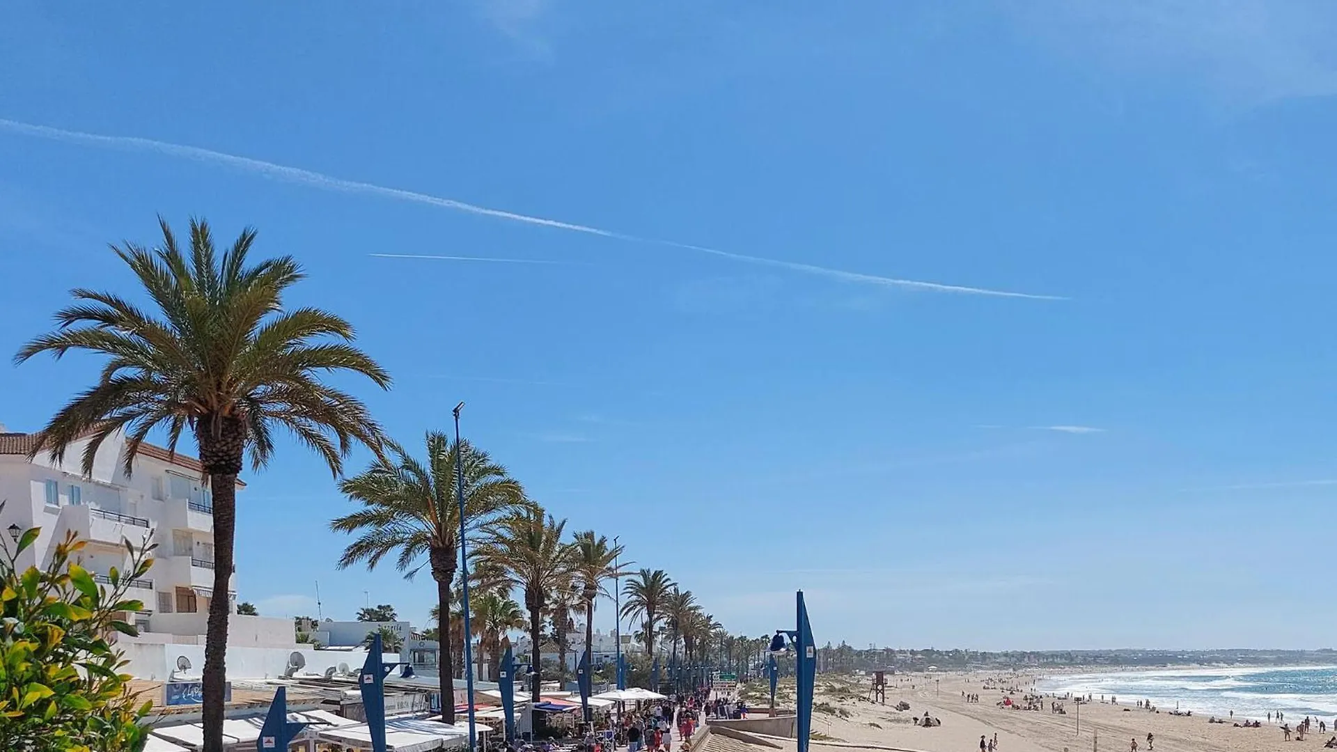3 Bedroom Cozy Home In Chiclana De La Fronter Chiclana de la Frontera 0*,  Spain