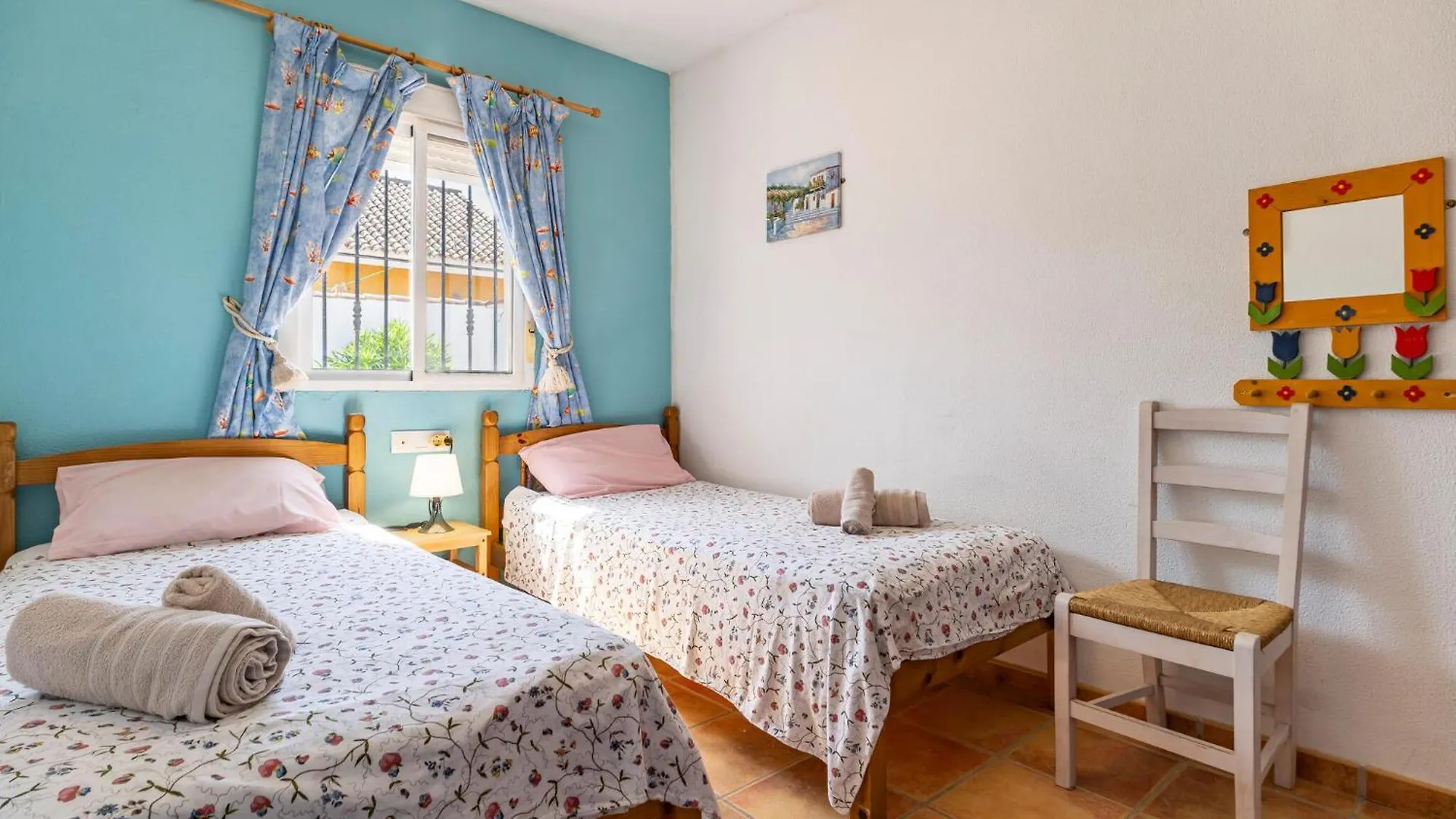 3 Bedroom Cozy Home In Chiclana De La Fronter Chiclana de la Frontera 0*,