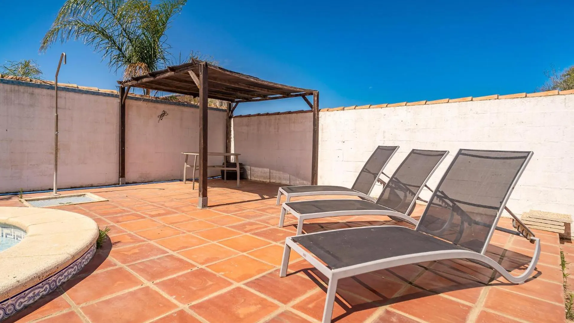 3 Bedroom Cozy Home In Chiclana De La Fronter Chiclana de la Frontera